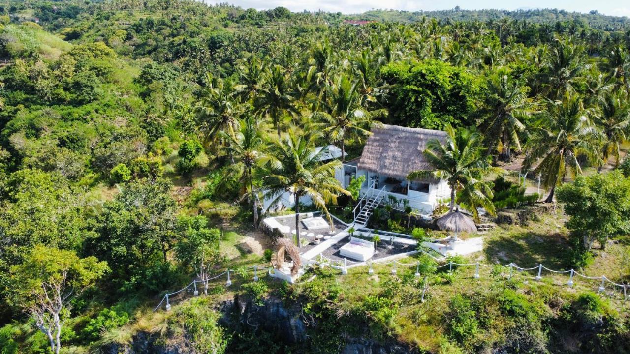 Tropical Glamping Nusa Penida - Private Romantic Seaside Bungalow Diamond Beach Polilit エクステリア 写真